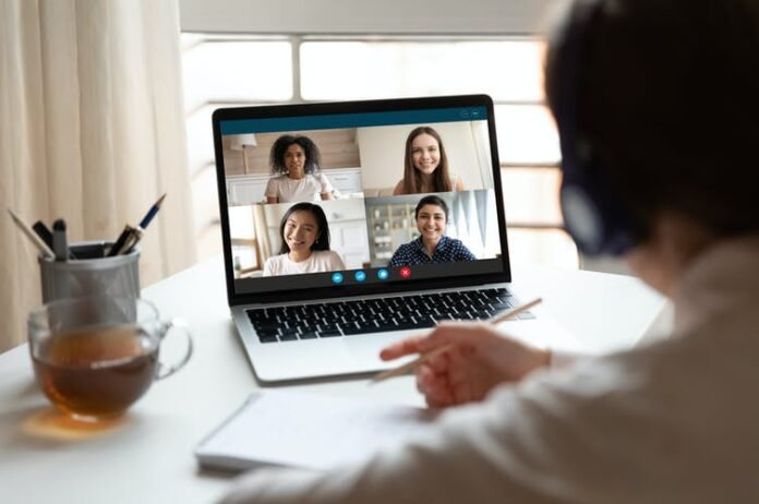 International students in Australia are actively comparing their situation during the pandemic with their peers in other countries. | Image from Shutterstock