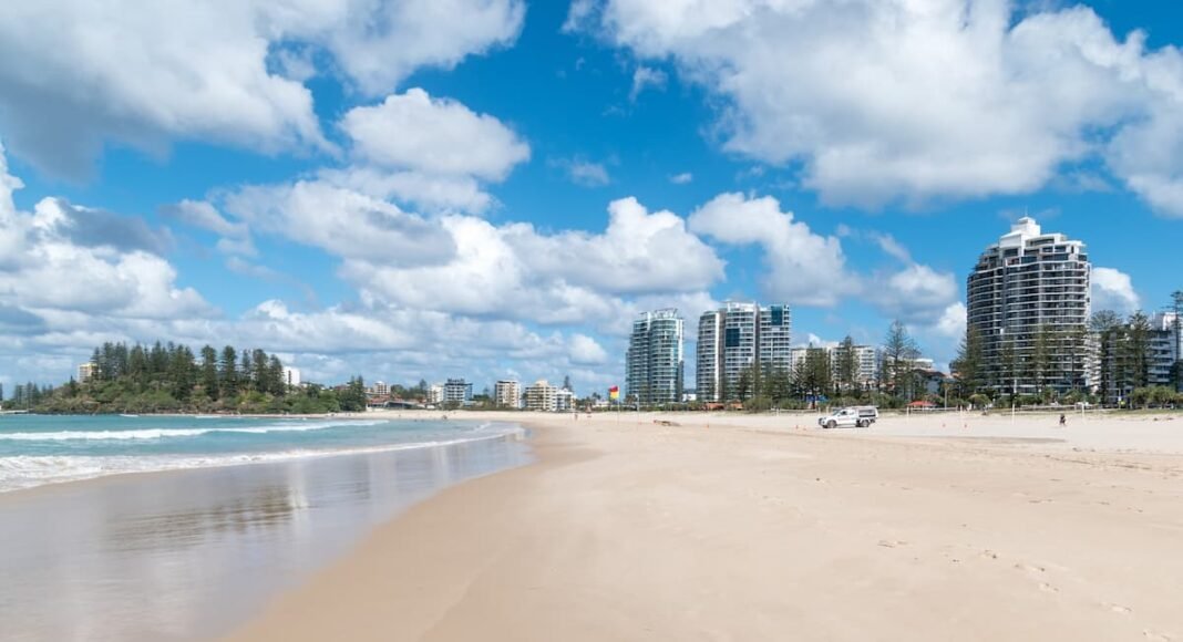 Gold Coast | Photo: Vladimir Haltako/Unsplash