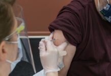 Do I need to register for a COVID vaccine? How will I know when it’s my turn? Vaccine rollout questions answered vaccination-steven-cornfield-unsplash